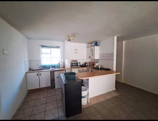 2 BEDROOM APARTMENT FOR SALE IN DIE HOEWES